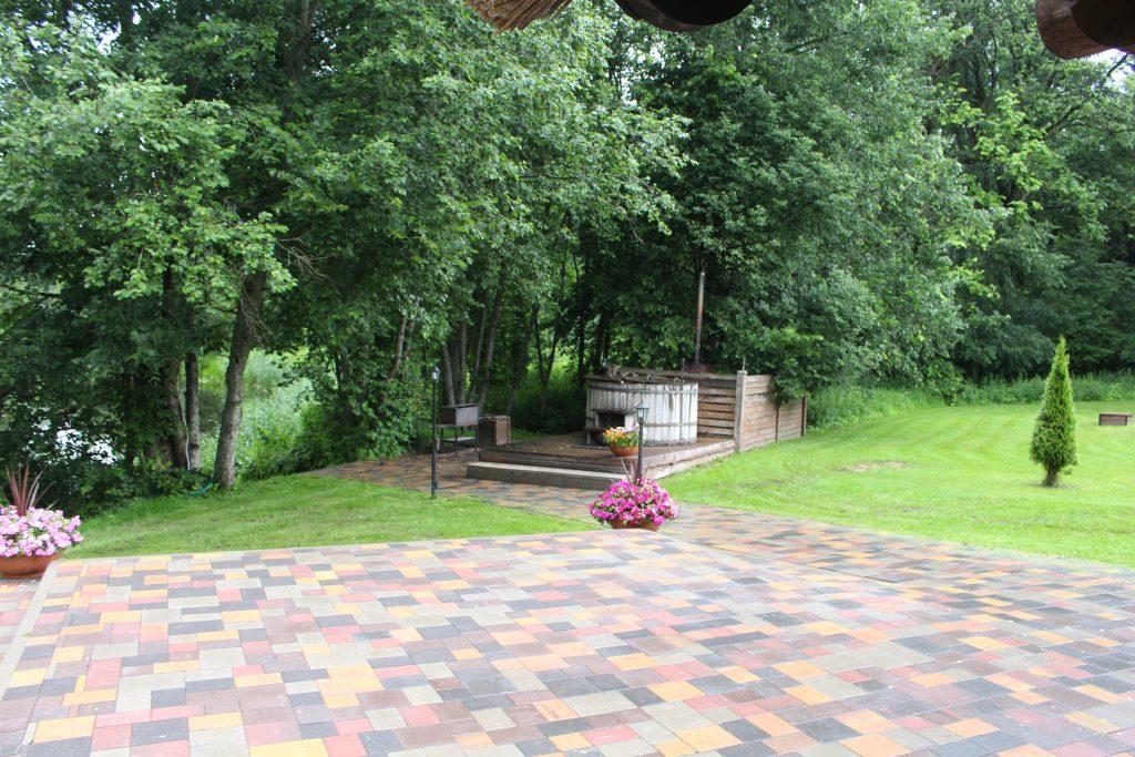 Viesu Nams Barzi Hotel Tinuzi Buitenkant foto
